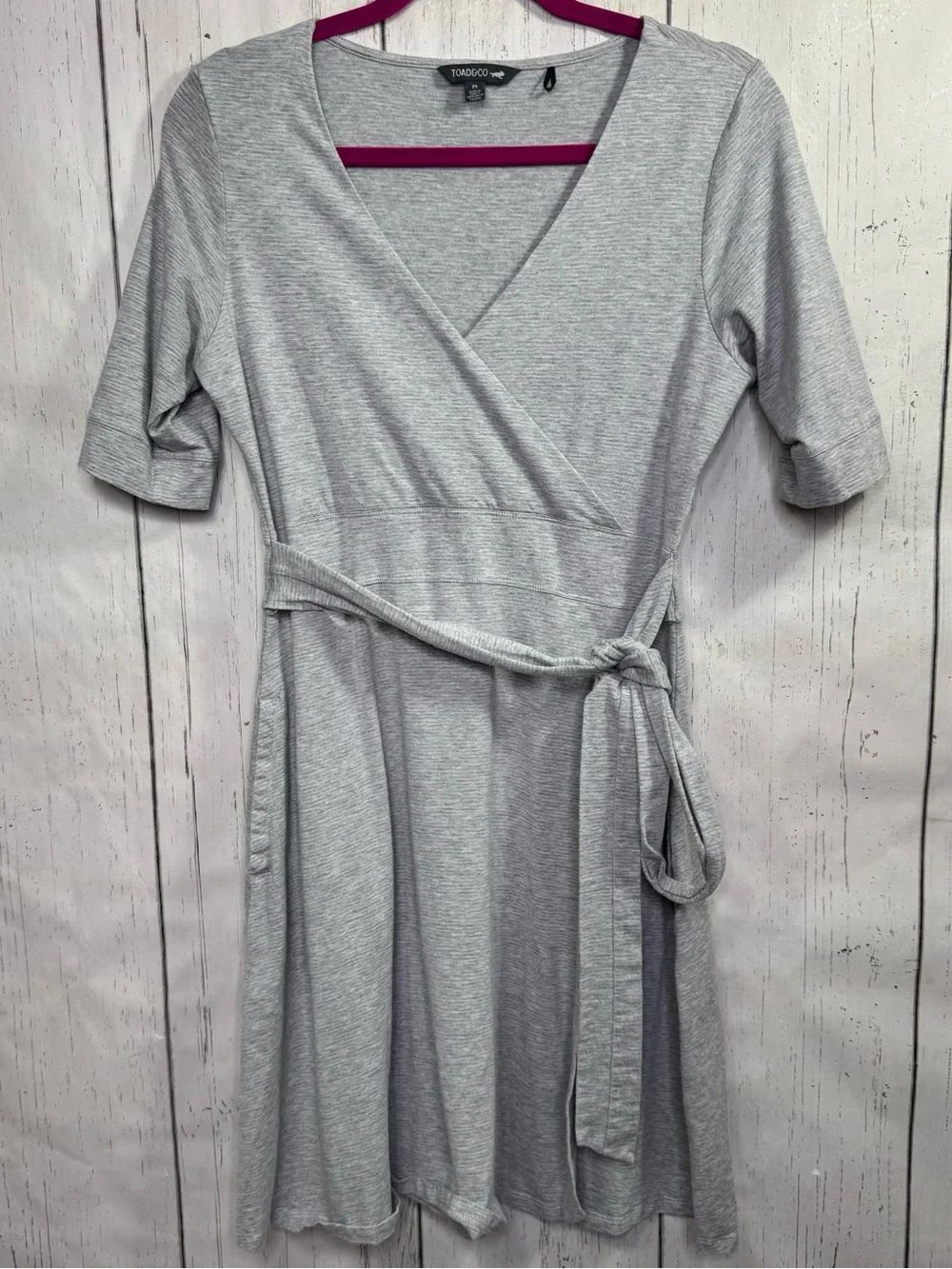 Toad&Co Gray Wrap Dress Tencel Organic Cotton Tie Waist Casual Travel Outdoor M